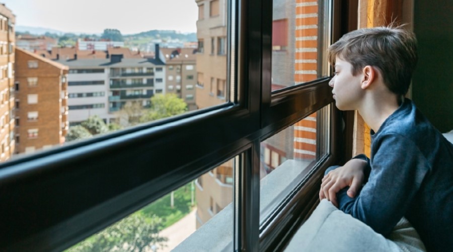 Efectos Psicológicos Post-Pandemia en Adolescentes