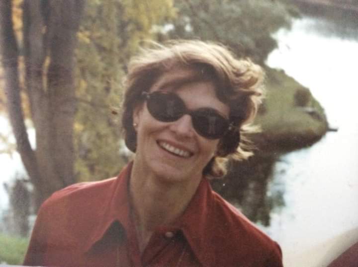 En Memoria de la Dra. María de los Ángeles Saavedra